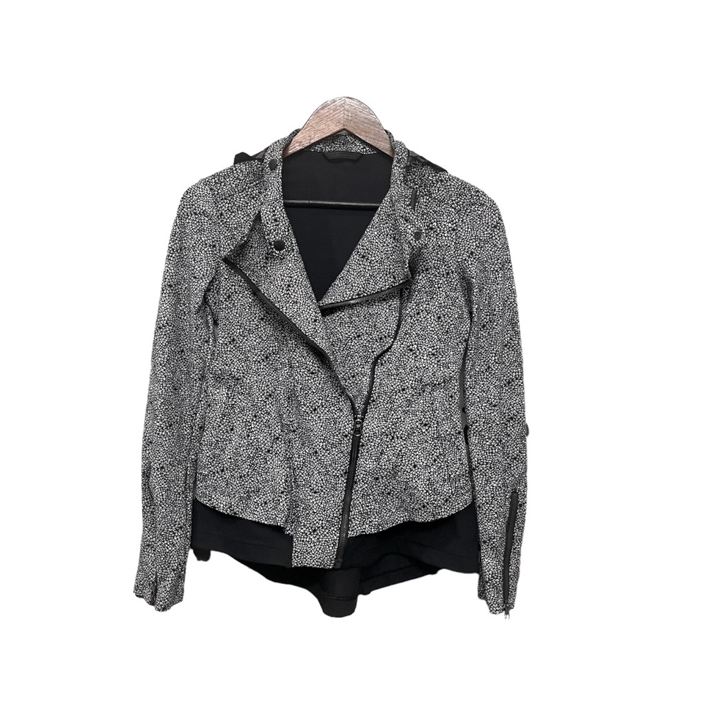 Lululemon Asymmetrical Zip ‘Bust a Move’ Jacket with Hood